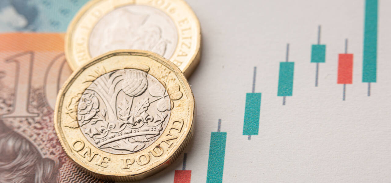  Bank of England Membuat Kebijakan Moneter